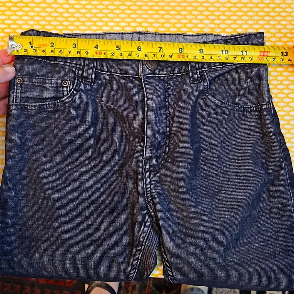 Boys adjustable waist 8-9 yrs dark grey / black fine corduroy trousers see pics - Picture 3 of 12